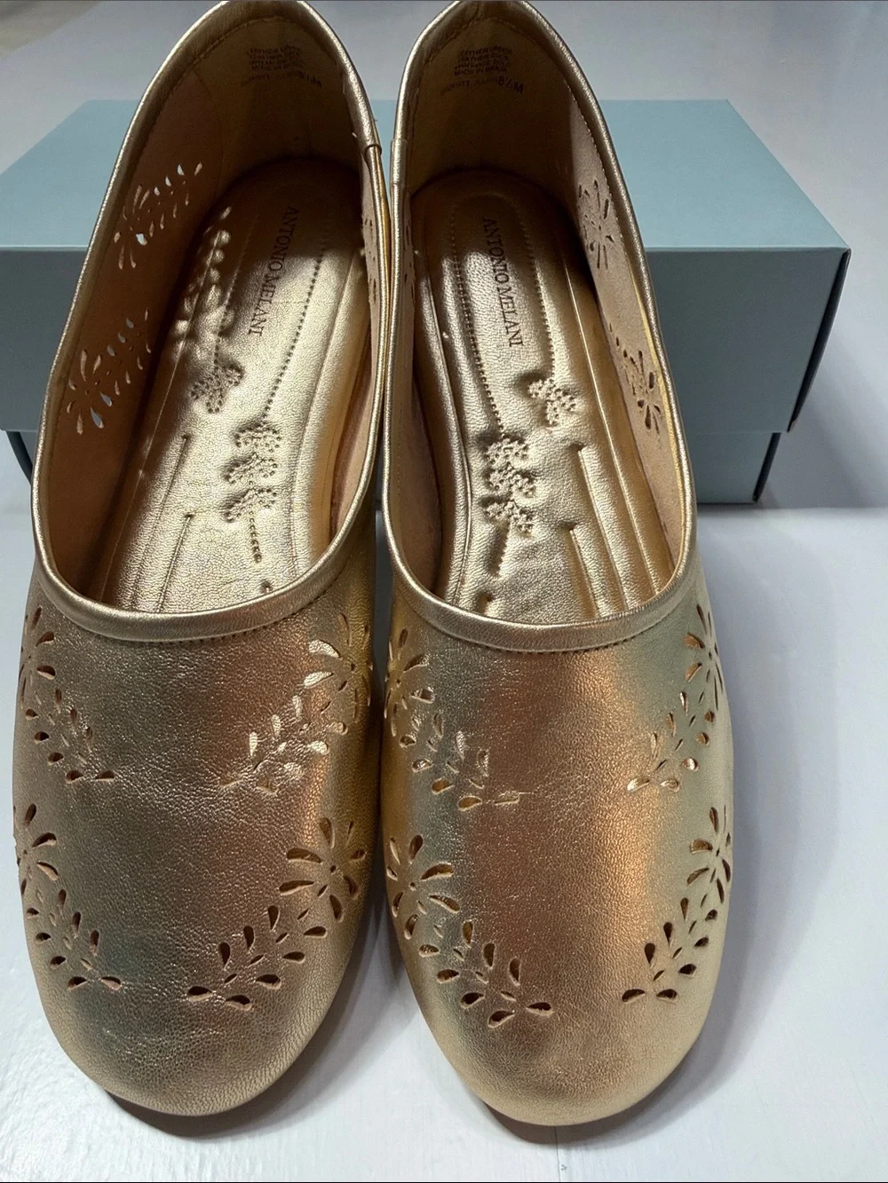 Antonio Melani Glimmer Gold Leather Ballet Flats - Lightweight Slip-On 8.5 NWT
